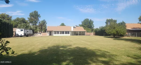 Tolleson, AZ 85353,8803 W Christa Way