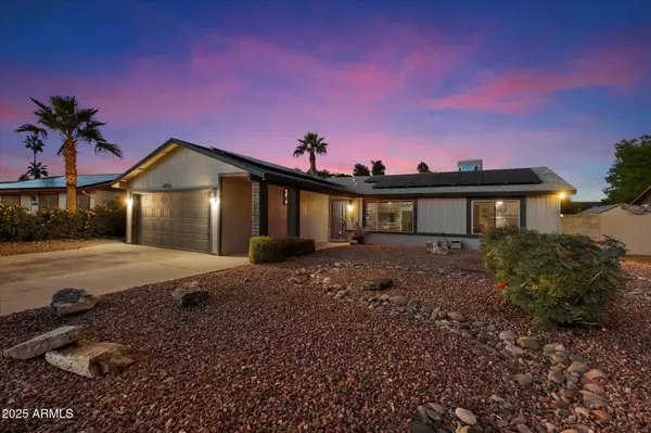 4036 E LOUISE Drive, Phoenix, AZ 85032