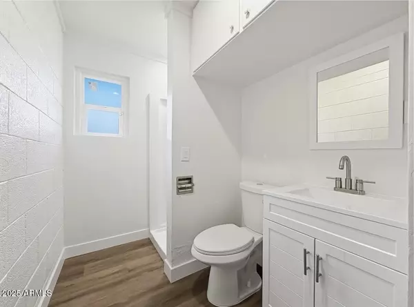 Phoenix, AZ 85020,513 E Hatcher Road #7