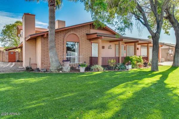 Phoenix, AZ 85029,3527 W YUCCA Street