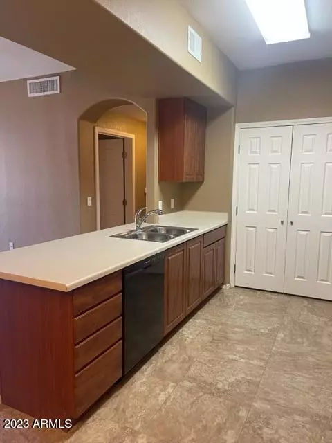 Mesa, AZ 85209,10136 E SOUTHERN Avenue #1070