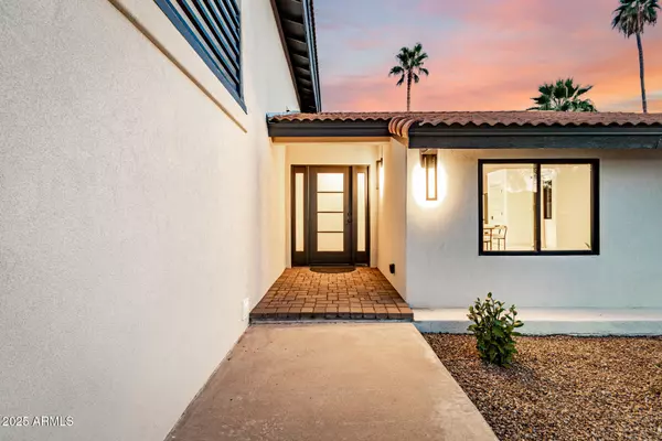 Phoenix, AZ 85028,11001 N 26th Street N