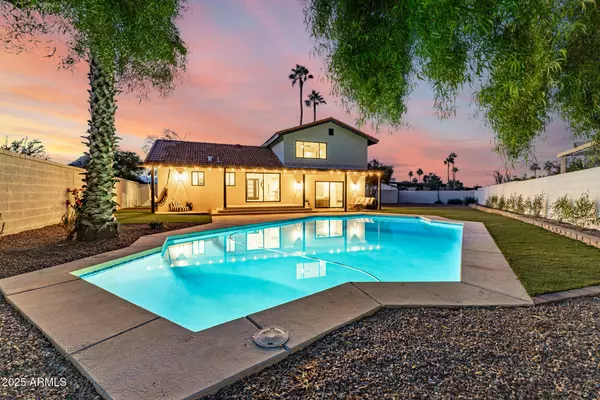 Phoenix, AZ 85028,11001 N 26th Street N