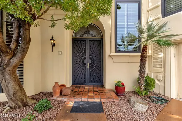 Scottsdale, AZ 85258,10050 E MOUNTAINVIEW LAKE Drive #32