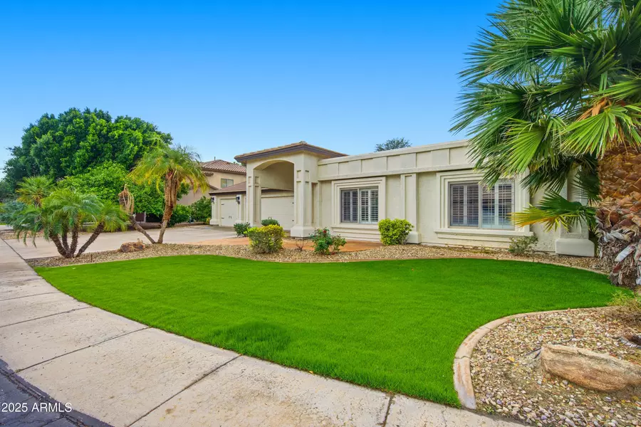 2725 W FLINT Street, Chandler, AZ 85224