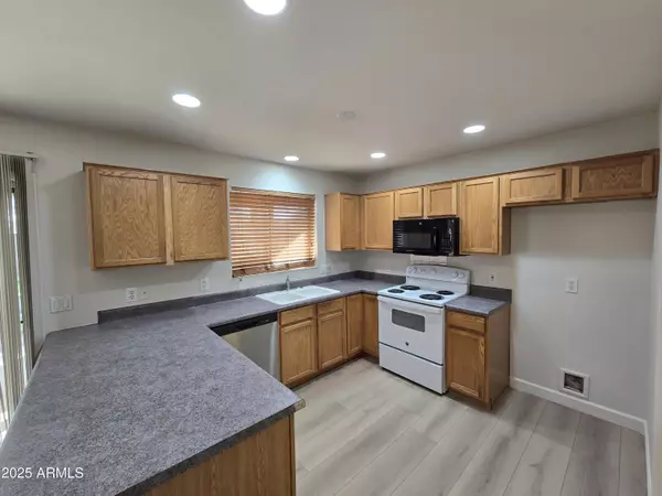 Apache Junction, AZ 85120,1443 W 14TH Avenue