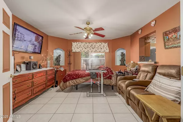 Glendale, AZ 85305,6259 N 89TH Drive