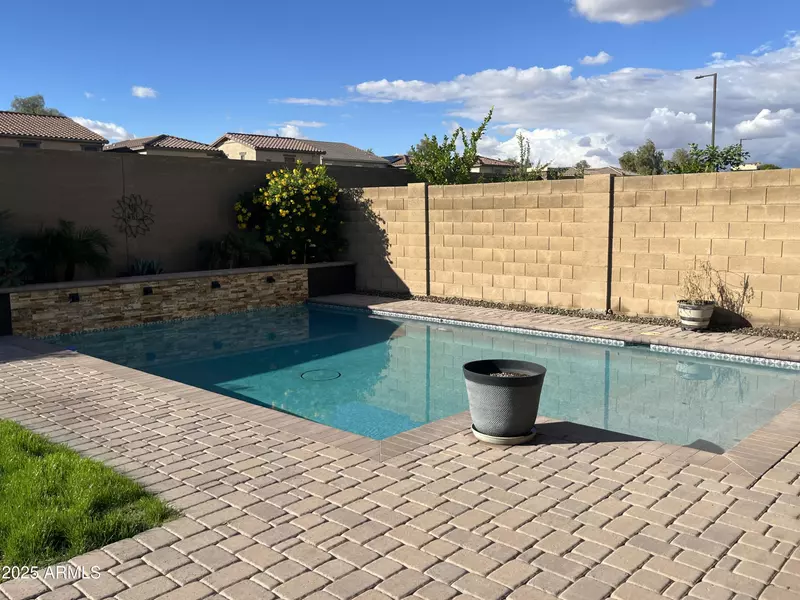 17430 N 184TH Lane, Surprise, AZ 85374