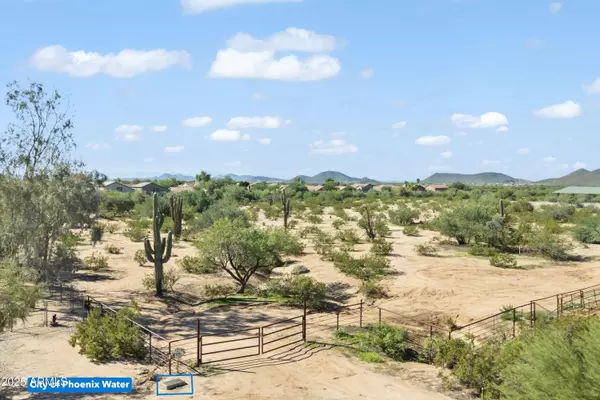 Cave Creek, AZ 85331,4201 E Quail Track Drive #-