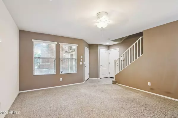 Phoenix, AZ 85035,1714 N 77TH Glen