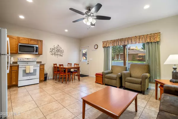 Pinetop, AZ 85935,5829 E BUCK SPRINGS Road #160