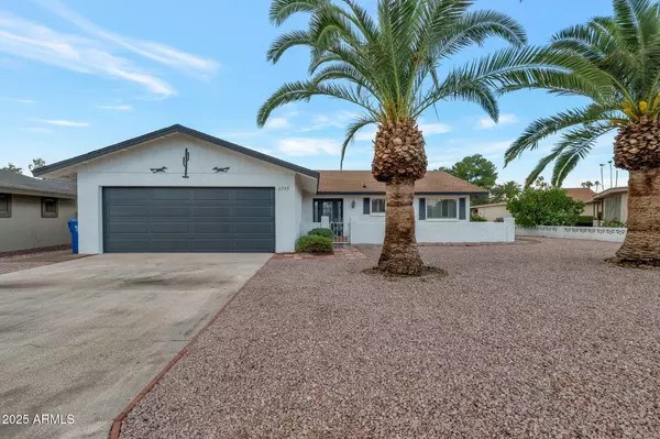 1135 S Longwood Loop, Mesa, AZ 85208