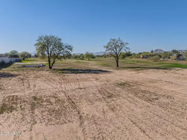 51259 W JULIE Lane #203, Maricopa, AZ 85139