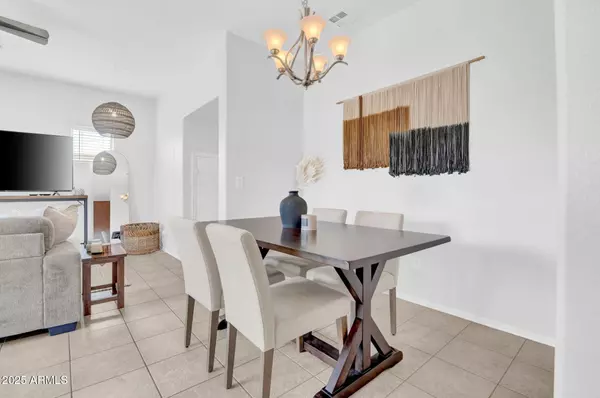 Phoenix, AZ 85018,2929 N 37TH Street #10