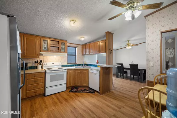 Phoenix, AZ 85022,1802 E Campo Bello Drive #117