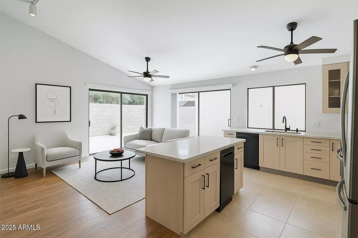 Scottsdale, AZ 85257,2013 N 87TH Way