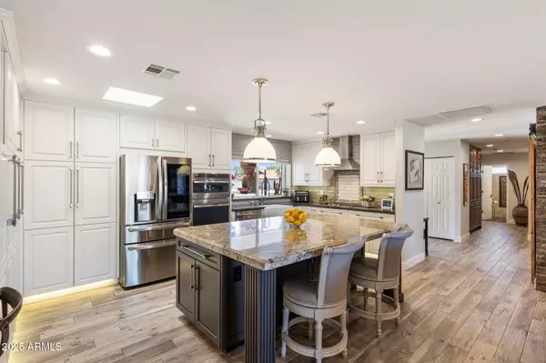 Scottsdale, AZ 85260,7510 E LARKSPUR Drive