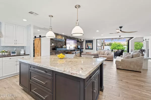 Scottsdale, AZ 85260,7510 E LARKSPUR Drive