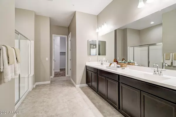 Chandler, AZ 85225,1255 N ARIZONA Avenue #1215