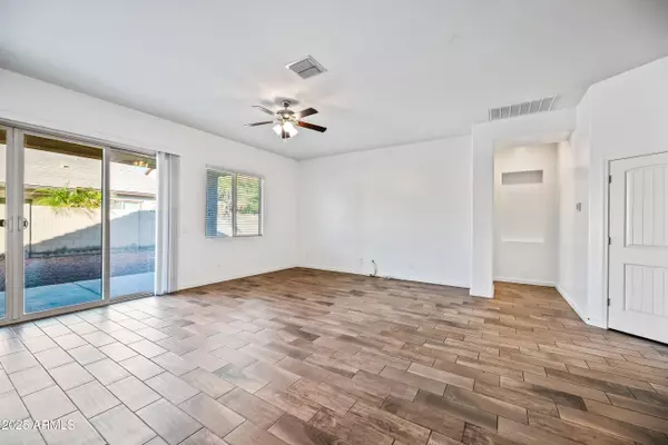 Queen Creek, AZ 85142,19250 E CARRIAGE Way