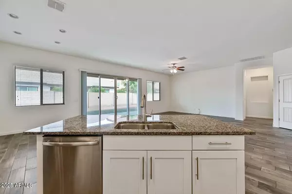 Queen Creek, AZ 85142,19250 E CARRIAGE Way