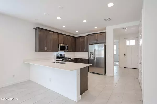 Phoenix, AZ 85085,2068 W SIERRA SUNSET Trail