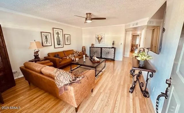 Mesa, AZ 85206,4329 E CAPRI Avenue #212