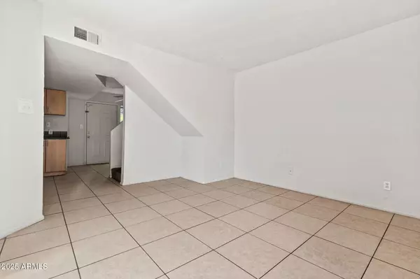 Mesa, AZ 85203,1742 E PEPPER Circle #2