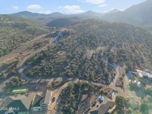 Prescott, AZ 86305,2 Love Lane #-