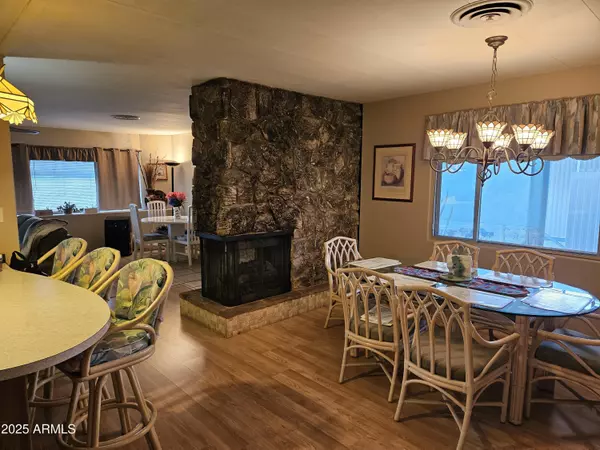 Mesa, AZ 85204,150 S Windsor -- #47