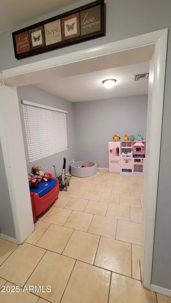 Goodyear, AZ 85338,136 E SOLANO Drive