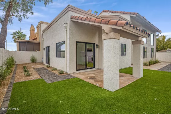 Chandler, AZ 85225,2029 N SUNSET Drive