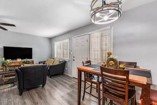 Phoenix, AZ 85033,6841 W DEVONSHIRE Avenue