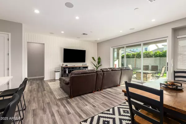 Mesa, AZ 85212,10151 E THUNDERBOLT Avenue