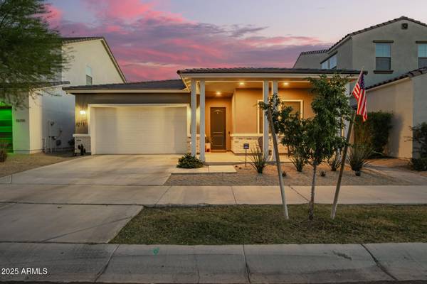 10151 E THUNDERBOLT Avenue, Mesa, AZ 85212
