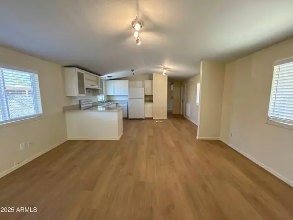 Mesa, AZ 85203,549 E MCKELLIPS Road #2