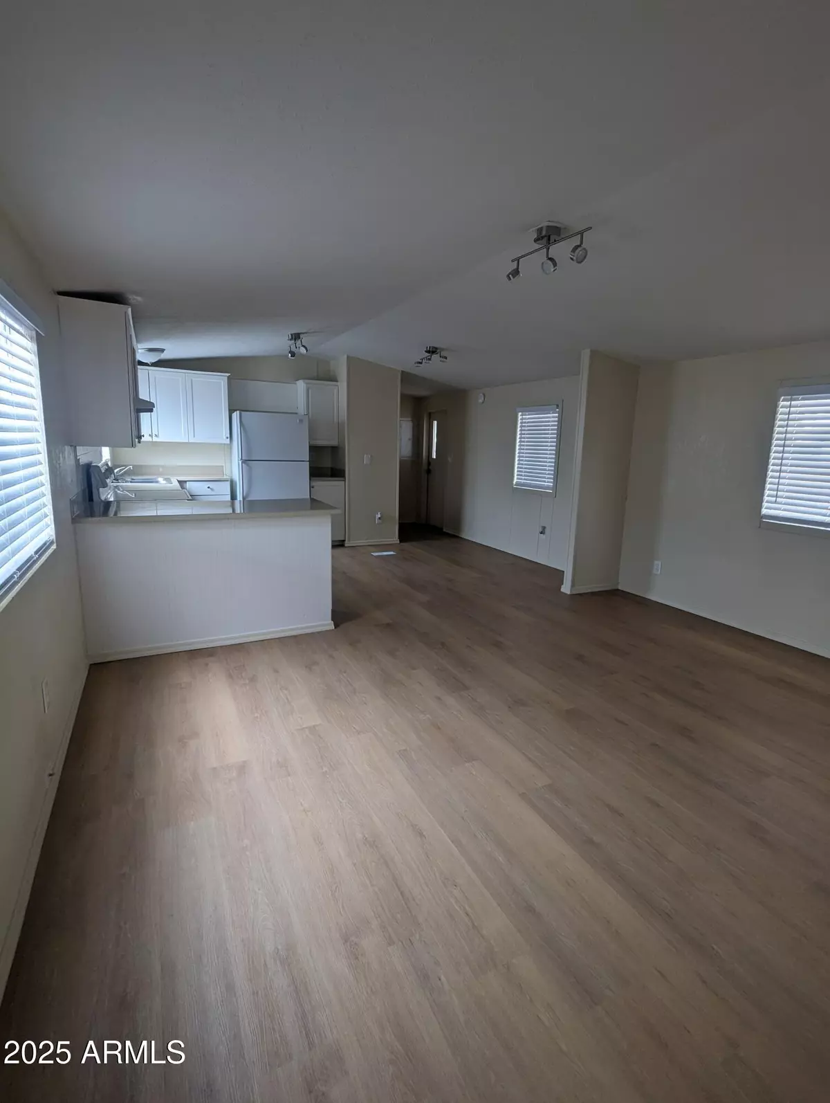 Mesa, AZ 85203,549 E MCKELLIPS Road #2