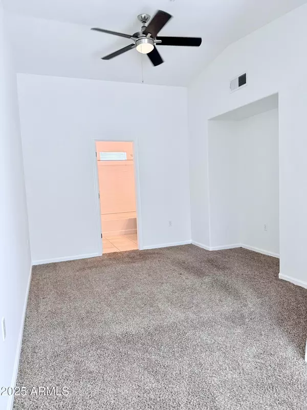 Phoenix, AZ 85022,1920 E BELL Road #1112