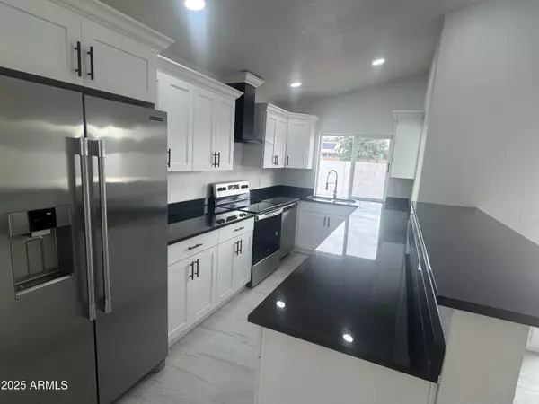 Glendale, AZ 85308,18815 N 43RD Drive