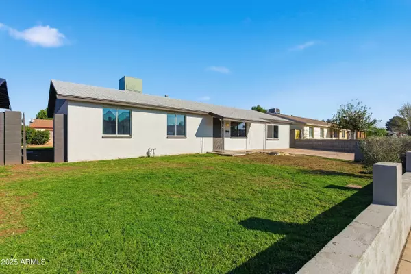 Phoenix, AZ 85033,7150 W MONTECITO Avenue