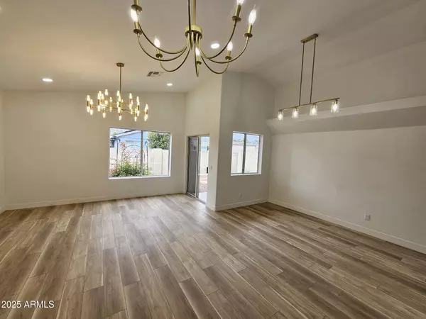 Phoenix, AZ 85032,13224 N 31ST Way