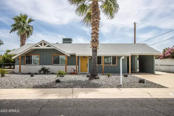 10141 W PEBBLE BEACH Drive, Sun City, AZ 85351