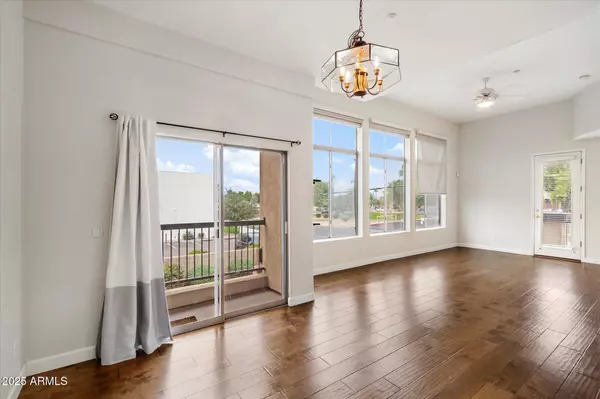 Phoenix, AZ 85016,2019 E CAMPBELL Avenue #125