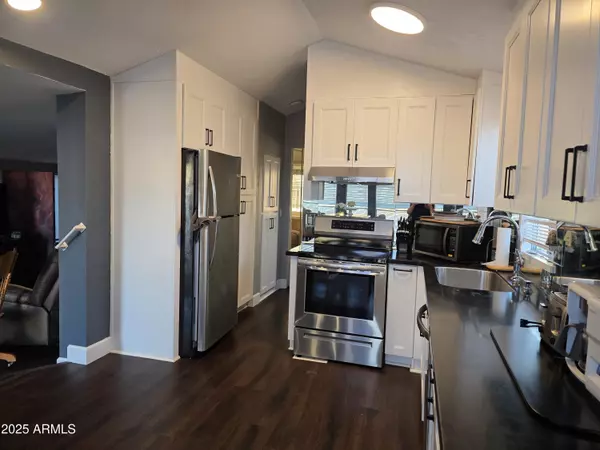 Apache Junction, AZ 85119,2090 S Cherokee Avenue