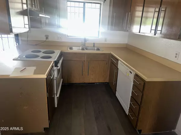 2724 W McLellan Boulevard #133, Phoenix, AZ 85017