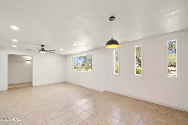 Sierra Vista, AZ 85635,2833 E ORIOLE Drive