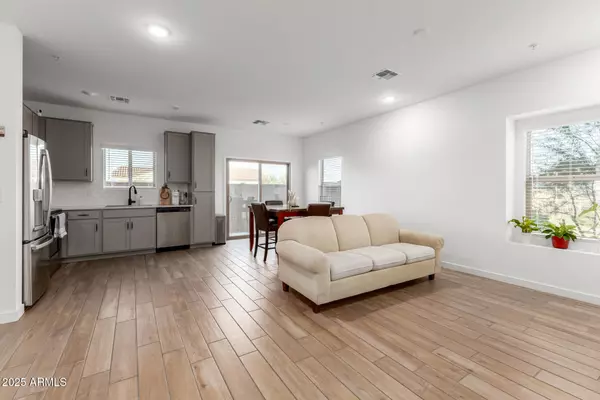 Laveen, AZ 85339,7512 W DARROW Street