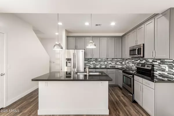 Tempe, AZ 85288,1270 E CURRY Road