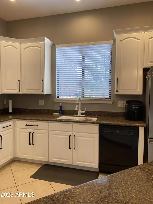 Goodyear, AZ 85395,4241 N PEBBLECREEK Parkway #5