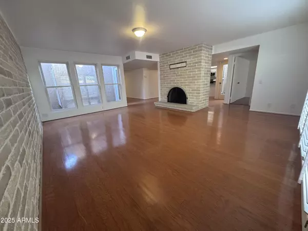 Scottsdale, AZ 85250,7926 E BONNIE ROSE Avenue